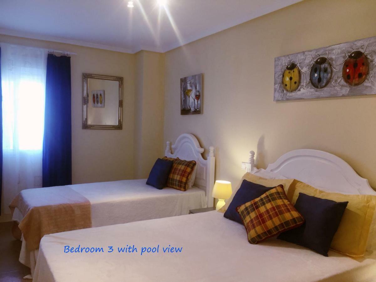 Vickys Villa Puerto Marino Bagian luar foto