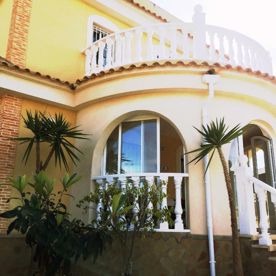 Vickys Villa Puerto Marino Bagian luar foto